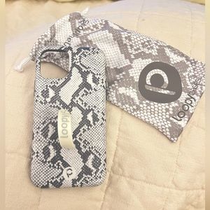 11Pro iPhone Loopy Case